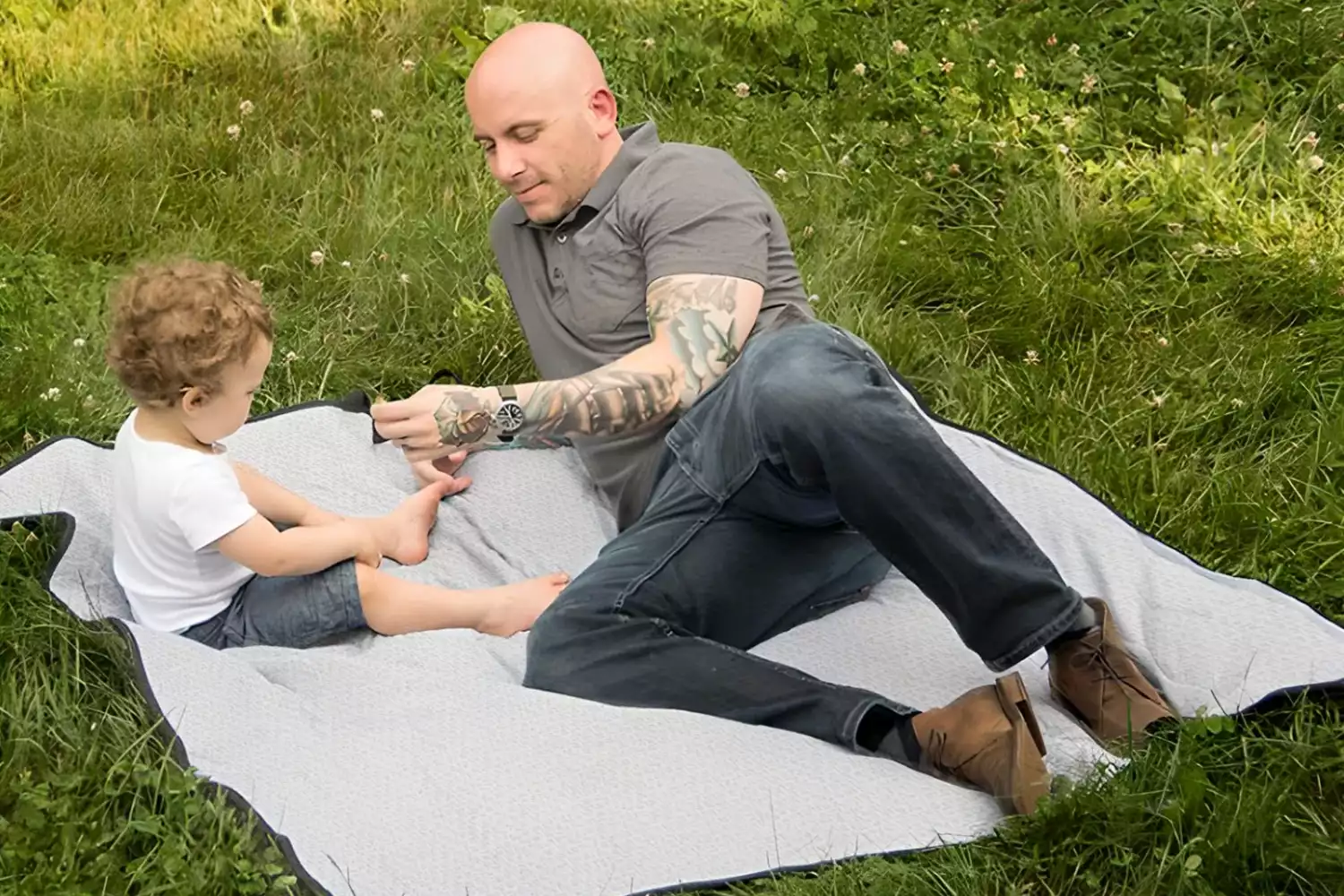 waxed canvas picnic blanket